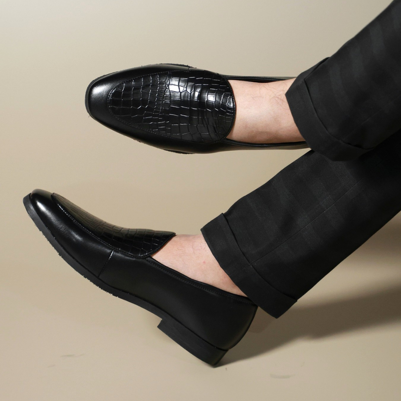 NICHE Black Exclusive Croco Loafers
