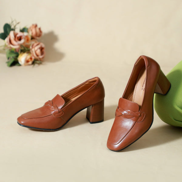NICHE Women Tan/Brown Heritage Slip-on Pumps