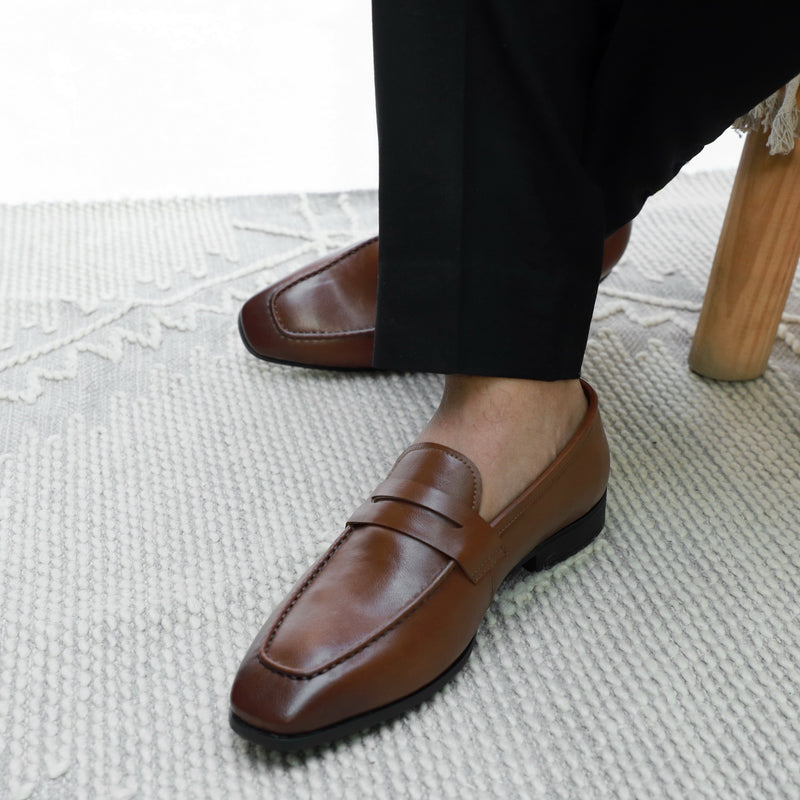 NICHE Tan Brown Evergreen Penny Loafer