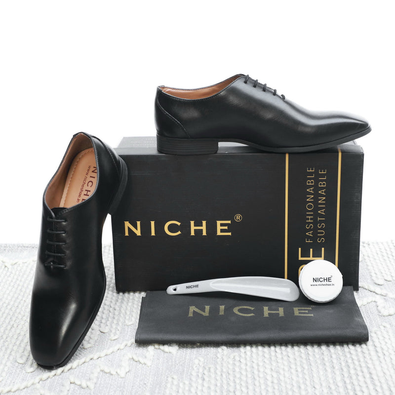 NICHE Black Gentlemen Wholecut Oxford