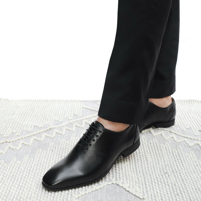 NICHE Black Gentlemen Wholecut Oxford