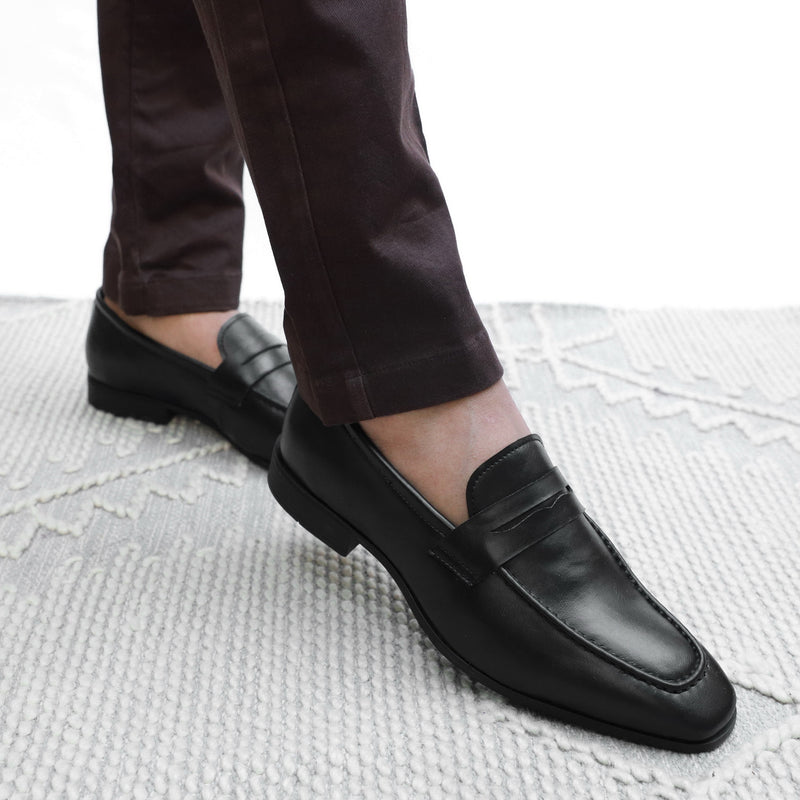 NICHE Black Evergreen Penny Loafer