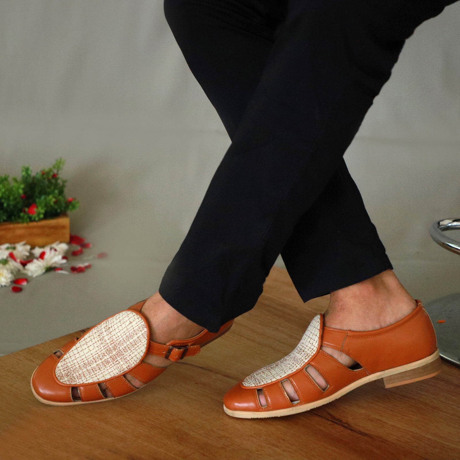 m*d様 FOOTWORKS ORIGINAL SANDALS 26.5 (27 Zuvic Men's Athletic Sandals : Amazon.in: Shoes & Handbags