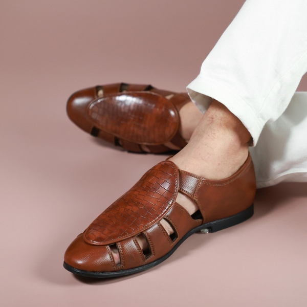 NICHE Tan Croco Maharaja Peshawari Sandal
