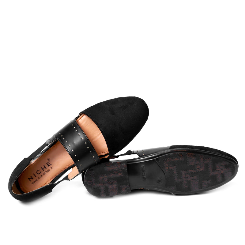 Niche Black Gold Stud Indo Western Sandals