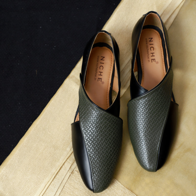 Black Suedette Low Heeled Sandals | New Look | Low heel sandals, Sandals  heels, Womens strappy sandals
